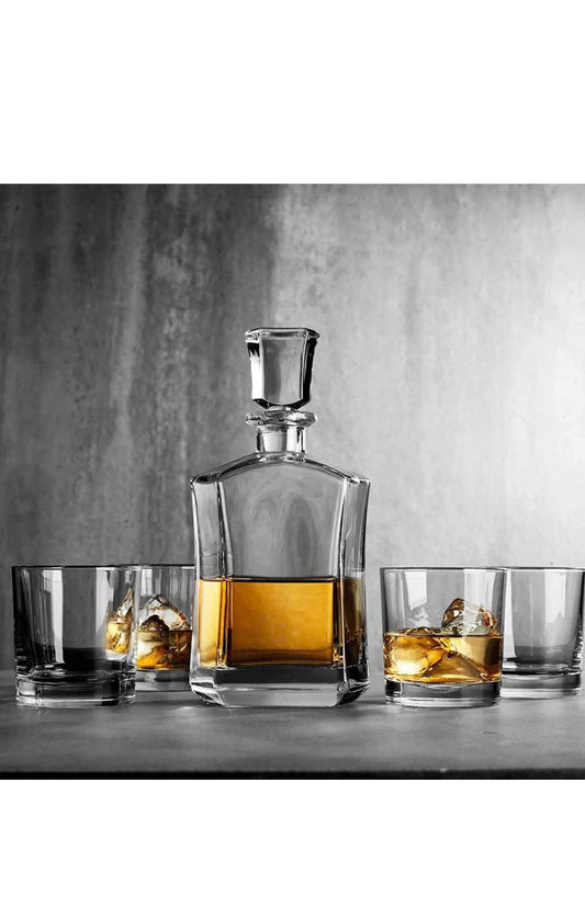 Whiskey Decanter Set And Glasses, 739ml Crystal Liquor Decanter with 4 Double Old fashioned Whiskey Glasses. For Bourbon, Scotch, Brandy, Wi